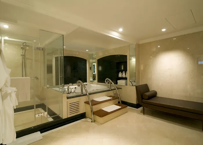 Hotel Intercontinental By Ihg 5*