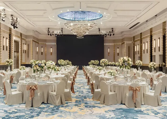Intercontinental By Ihg Hotel Bangkok