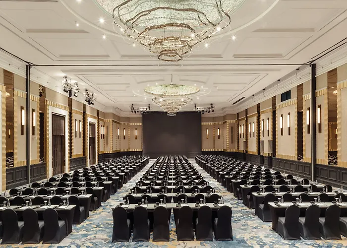 Intercontinental By Ihg 5*
