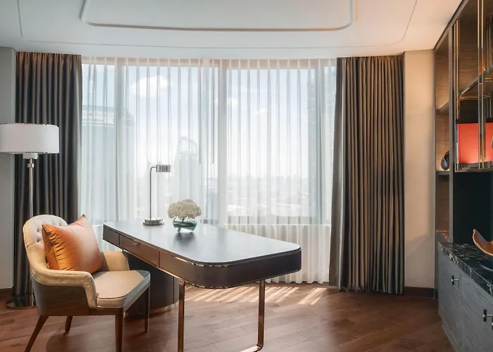 Intercontinental By Ihg Hotel 5*
